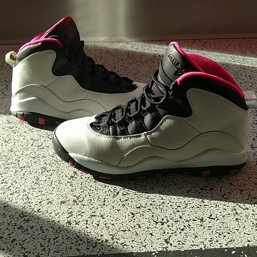 Jordans - Picture 2 of 4